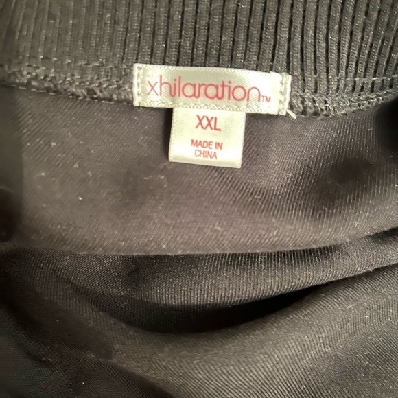 ✅Xhiliration gold sequin zip bomber sweatshirt / black/ front pockets/ NWOT  🖤💛 - Picture 14 of 15